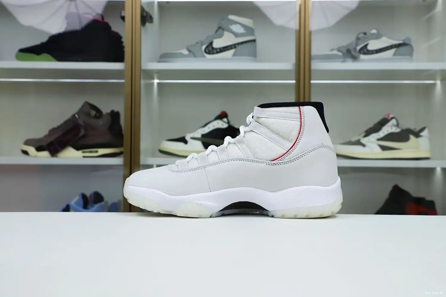 PLATINUM AIR JORDAN RETRO 11 Kimikick TINT XI 0810